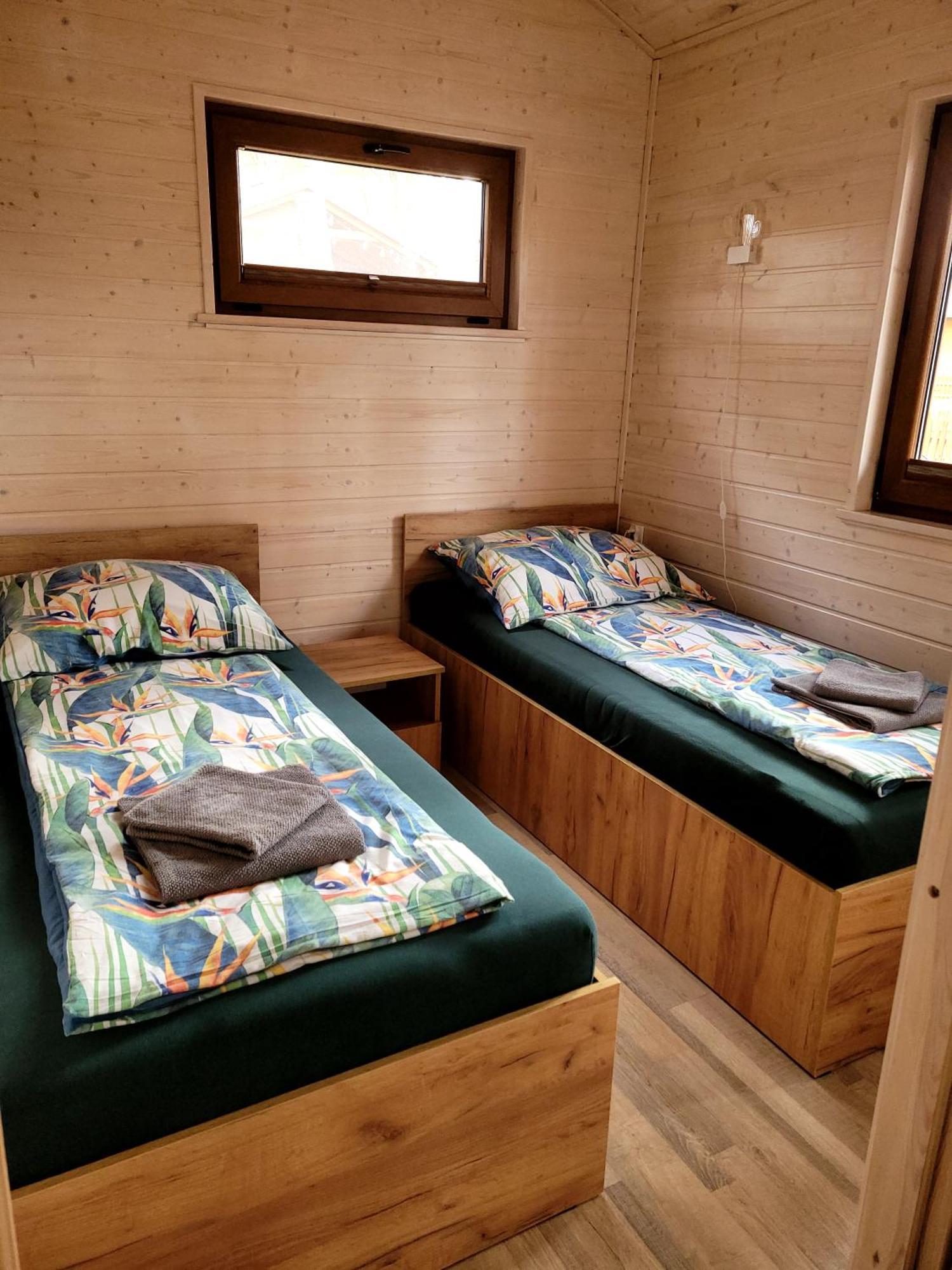 Sloneczny Domek Borsk Nr 2 I 15 - Nad Samym Jeziorem W Pierwszej Linii Zimmer foto